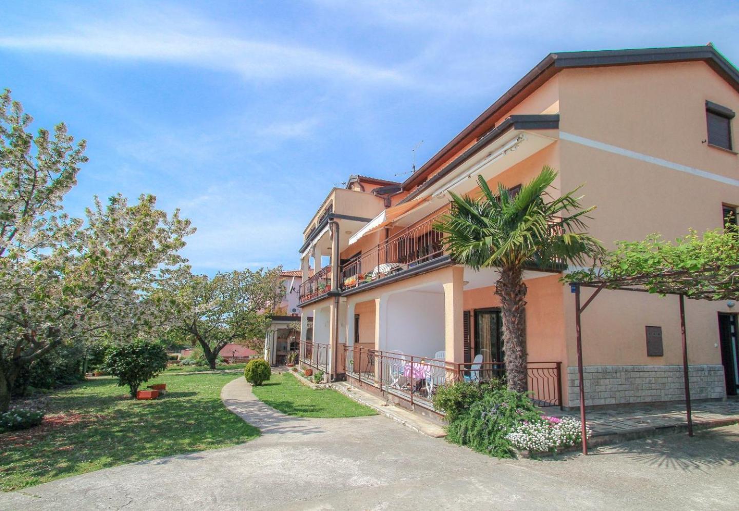 Apartments Maria Novigrad Istria Εξωτερικό φωτογραφία